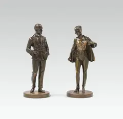 Elegant couple by Bruno Zach, bronze, patinated; signed on the bottom of the plinth: "B. ZACH", offered Jun 2022