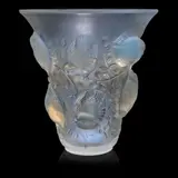 ST FRANÇOIS VASE, NO. 1055 by René Lalique, offered May 2025
