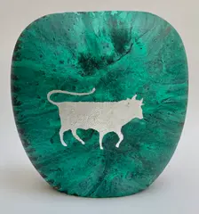 Alasdair Wallace, BULL & HORSE GREEN/RED, Hand-painted ceramic