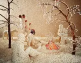 Sandy Skoglund, Raining Popcorn