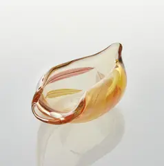 "Piume" dish by Archimede Seguso, circa 1956, Blown glass with internal decoration, sold Jun 2018