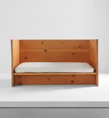 Donald Judd, Single Daybed 32, 1993, Pine