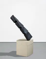 Édgar Negret, Tower, 1968-1969, painted aluminum