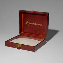 Karen Finley, Remembrance, wooden box, sand