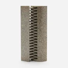 Jesús Moroles, Interlocking Round, granite