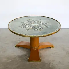 Jules Leleu, Table basse circulaire, A signed circular coffee table in wild cherry, brass and eglomized glass by Jules Leleu circa 1950
