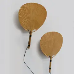 Ingo Maurer, Paire d'appliques murales Uchiwa III, A pair of 'Uchiwa III' sconces in bamboo, rice paper and lacquered metal designed by Ingo Maurer in 1973 and edited by Design M