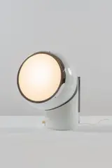 Lampe de table Zeus by Cini Boeri, Métal chromé, aluminium peint et verre opalin, sold Jan 2025