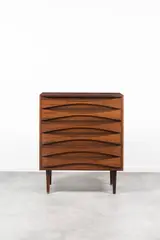 Arne Vodder, Commode, A chest of drawers in teak designed by Arne Vodder and edited by NC Møbler circa 1950