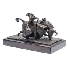 Heriberto Juárez, VERÓNICA, Bronce, patinado en tono "oro viejo", con base de madera