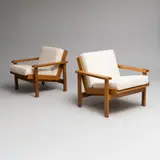 Olavi Hänninen, A pair of armchairs