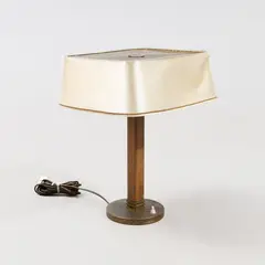Paavo Tynell, Table lamp, model 5066, Oy Taito Ab, brass base