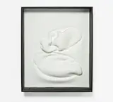 Ferdinand Spindel, Ohne Titel, Mischtechnik (weiß gefasster Schaumstoff, auf Holzplatte montiert)
