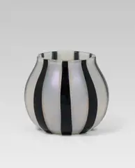 Koloman Moser, Vase