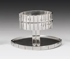 Josef Hoffmann, Centerpiece