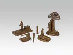 Desk set by Peter Tereszczuk, bronze; 7 pieces; marked, offered Nov 2016