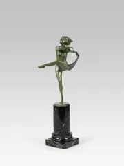 Josef Lorenzl, Tänzerin, Bronze, gegossen, kaltbemalt; signiert: "Lorenzl", "Argentor Wien"; Steinsockel