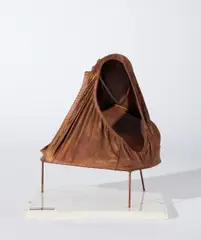 Georg Herold, Realer Realismus-Gebirge (Real Realism-Mountains), 1987, Copper armature, spray painted textile, and marble base