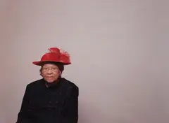 Julie Moos, Mrs. Lewis from Hat Ladies, 2000, Chromogenic print, flush-mounted