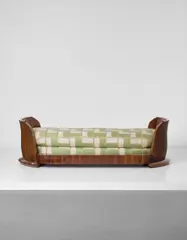 Pierre Chareau, "Tulip" daybed, model no. MP 102, circa 1923, Rosewood, rosewood-veneered wood, fabric