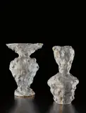 Andrew Lord, "Biting", 1995-1996, Glazed stoneware, epoxy and gold leaf