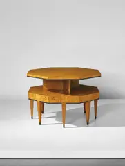 Gio Ponti, Coffee table, circa 1931, Elm burl-veneered wood, patinated brass