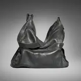 Marilyn Levine, Tribune Bag, 1982, hand-built and glazed stoneware, metal