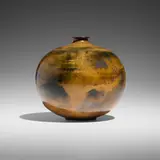 Gertrud and Otto Natzler, Spherical bottle, earthenware with Dark Tiger Eye Reduction Fired glaze