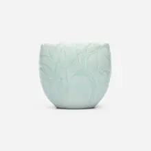 Cliff Lee, Vase with lily pads, 1999, glazed porcelain