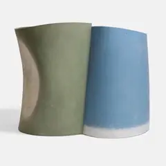 Ken Eastman, Twin-compartment slab vessel, ceramic in blue