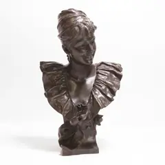 Georges Van der Straeten, Art Nouveau bust of a young woman