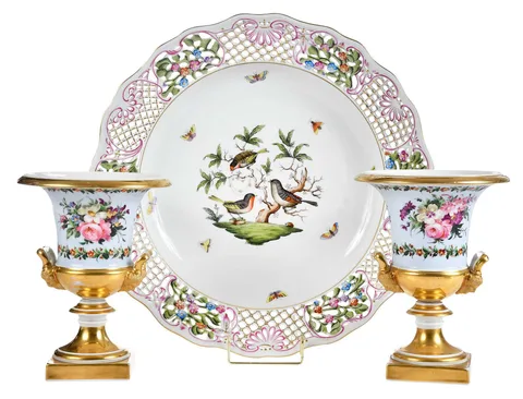 Herend, Rothschild Bird Charger, with Pair of Campagna Form Vases, porcelain