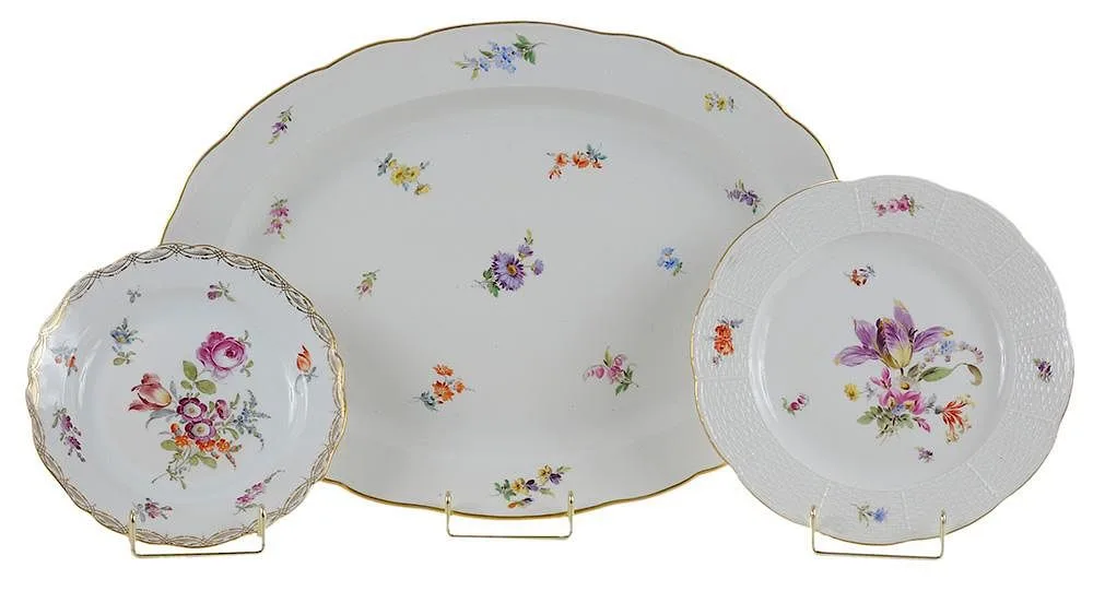 Porcelain Partial Dinner by Meissen, porcelain: 11 salad/dessert plates with gilded scalloped rim, sold Jan 2016
