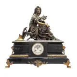 Reloj de Chimenea, FRANCIA, FINALES DEL SIGLO XIX, Mármol negro, decorado con aplicaciones de bronce dorado, a manera de garra y figuras vegetales, remate escultórico con figura de la diosa Ceres; carátula porcelanizada, números romanos; media sonería