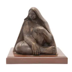 Maternidad, MÉXICO, SIGLO XX, Bronce, patinada en color marrón; con base de madera