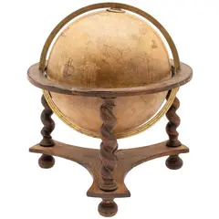 Globo Terraqueo, FRANCIA: GIRARD ET BARRÉRE, CA., 1900, Litografía montada sobre cartón con soporte de madera y metal dorado