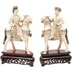 Emperadores A Caballo, CHINA, CA., 1900, Tallas en marfil con detalles entintados y piedras naturales