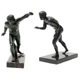 Atleta y Corredor, SIGLO XX, Bronce, patinados en color verde y negro, con bases de mármol; modelos diferentes
