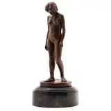 Ricardo Ponzanelli, DESNUDO FEMENINO, 1978, Bronce, patinado en color marrón; con base de mármol negro