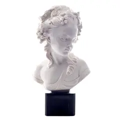 Giuseppe Bessi, CABEZA DE BACANTE, Resina-polvo de alabastro, acabado color blanco; con base de mármol negro (lascaduras)