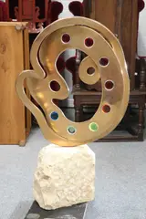 Michael Benn, The Artist's Palette, Bronze and coloured glass on stone plinth
