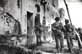 Robert Capa, US troops in Naples, Chiunzi Pass, Italy, September 1943