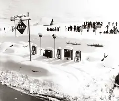 Hans Truöl, Aral petrol station and Ski school in Zürs, Austria c. 1958, 1958, Gelatin silver print, printed in the late 1970s on single-weight glossy Agfa paper