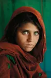 Steve McCurry, Sharbat Gula, Afghan Girl, Pakistan, 1984, Cibachrome-Abzug, 2019