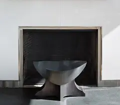 Anvil-form bench by André Dubreuil, 1993, Welded and patinated steel, offered Dec 2016
