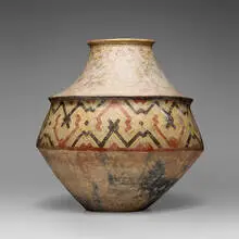 Shipibo-Conibo, Chomo (beer vessel), slip-decorated earthenware