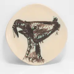 Pablo Picasso, 'tête de chèvre de profil' (AR110) plate, 1950