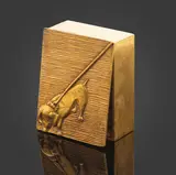 Boîte Tout ou rien by Line Vautrin, Bronze doré et liège, sold Oct 2025