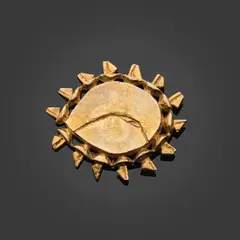 Broche Les portes de Paris by Line Vautrin, Bronze doré, sold Oct 2025