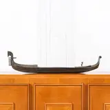 Édouard-Marcel Sandoz, Jardinière Gondole, Bronze patiné et zinc